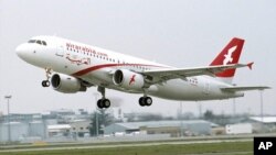 پس از فلای دوبی، ایر عربیه دومین شرکت هوایی امارات متحدۀ عرب است که پروازها را به کابل انجام می‌دهد.