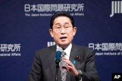 日本首相岸田文雄在東京氣球對話開幕式上講話。（2023年2月20日）