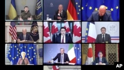 2022年10月11日，七大工業國組織領導人同烏克蘭總統澤連斯基舉行視頻會議，烏克蘭總統澤連斯基（左上角）與日本首相岸田文雄（右下角）同框出現在視頻會議銀幕上。