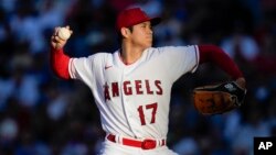 Šohei Ohtani u dresu Los Anđeles Ejndželsa (Foto: AP/Ashley Landis)