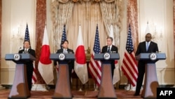 미국과 일본의 외교·국방 장관이 11일 미일 안보협의위원회 회담 뒤 공동 기자회견을 하고 있다. 왼쪽부터 일본의 하마다 야스카즈 방위상, 하야시 요시마사 외무상, 미국의 토니 블링컨 국무장관, 로이드 오스틴 국방장관.