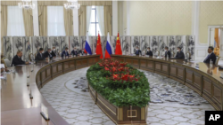 Rossiya va Xitoy liderlari ShHT sammiti doirasida uchrashdi. Samarqand, 15-sentabr, 2022.