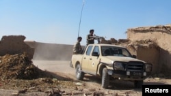  این حادثه درمیان ولسوالی های گرشک وموسی قلعه درمنطقه سیمنار رخ داده است.