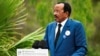 Paul Biya prononce un discours à Boulouris-sur-Mer, France, le 15 août 2024.