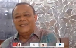 Kuskridho Ambardi dalam diskusi daring tentang komunikasi pemerintah terkait pandemi. (Foto: skrinsyut)