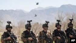 رئیس جمهور غنی به خاطر جلوگیری از تلفات ملکی، حملات هوایی را به داخل شهر اجازه نداد