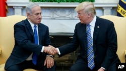 President Donald Trump meets with Israeli Prime Minister Benjamin Netanyahu in the Oval Office of the White House, March 5, 2018.