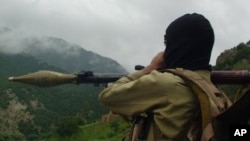 حکومت پاکستان ظاهراً به پشتیبانی از روند صلح افغانستان تعهد کرده است