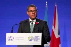Presiden COP Alok Sharma memberikan pidato pada pembukaan KTT Iklim COP26 di Glasgow (31/10).
