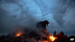 Dunyo ahli Ukrainadagi fojeadan dahshatda, 295 odam halok bo'lgan 