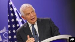 호세프 보렐 유럽연합(EU) 외교안보 고위대표가 4일 브뤼셀 EU 본부에서 고위급 합동회의 후 기자 회견을 열었다.