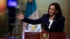 Wakil Presiden AS Kamala Harris dalam konferensi pers di Istana Nasional, di Guatemala City, Senin, 7 Juni 2021.