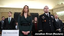Jennifer Williams i Alexander Vindman svjeodočiće u Kongresu o telefonskom razgovoru predsjednika Trumpa i Zelenskog