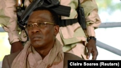 Mokonzi ya Tchad Maréchal Idriss Itno awei nsima na koza masasi, awe na elili ya le 15 avril 2006.