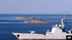 2019 年俄罗斯中国和伊朗在阿曼海举行联合军演。