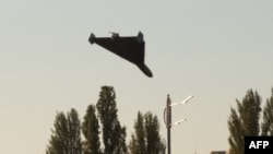 2022年10月17日，一架無人機在烏克蘭首都基輔上空準備實施攻擊。
