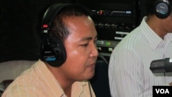 លោក សួង សុភ័ណ្ឌ ជា​ប្រធាន​ចលនា​យុវជន​នៃ​គណបក្ស​សម រង្ស៊ី។ 