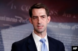 美國共和黨聯邦參議員湯姆·科頓