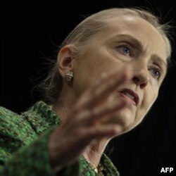 AQSh Davlat kotibasi Xillari Klinton deydiki, askarlar qilmishi uchun javob beradi