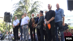 Govornici na protestu protiv izgradnje MHE u Pinoirskom parku, Foto: VOA