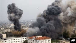 O'tgan oy bo'lib o'tgan sakkiz kunlik urushda Falastinning minglab binolari talofat ko'rdi, 200 ga yaqin odam halok bo'ldi.