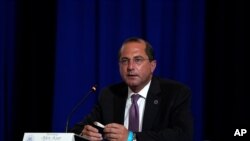 알렉스 에이자 미 보건후생부 장관.