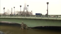 Повінь у Парижі: Річка Сена підніметься майже на 6 метрів, 1500 мешканців евакуйовано. Відео