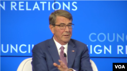 ARHIVA - Eš Karter, bivši sekretar za odbranu u administraciji predsednika Obame