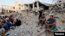 فلسطینی ها در مراسم نماز عید قربان در خان یونس